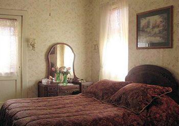 River Rose Inn Bed And Breakfa Elizabethtown Exterior photo