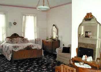 River Rose Inn Bed And Breakfa Elizabethtown Exterior photo